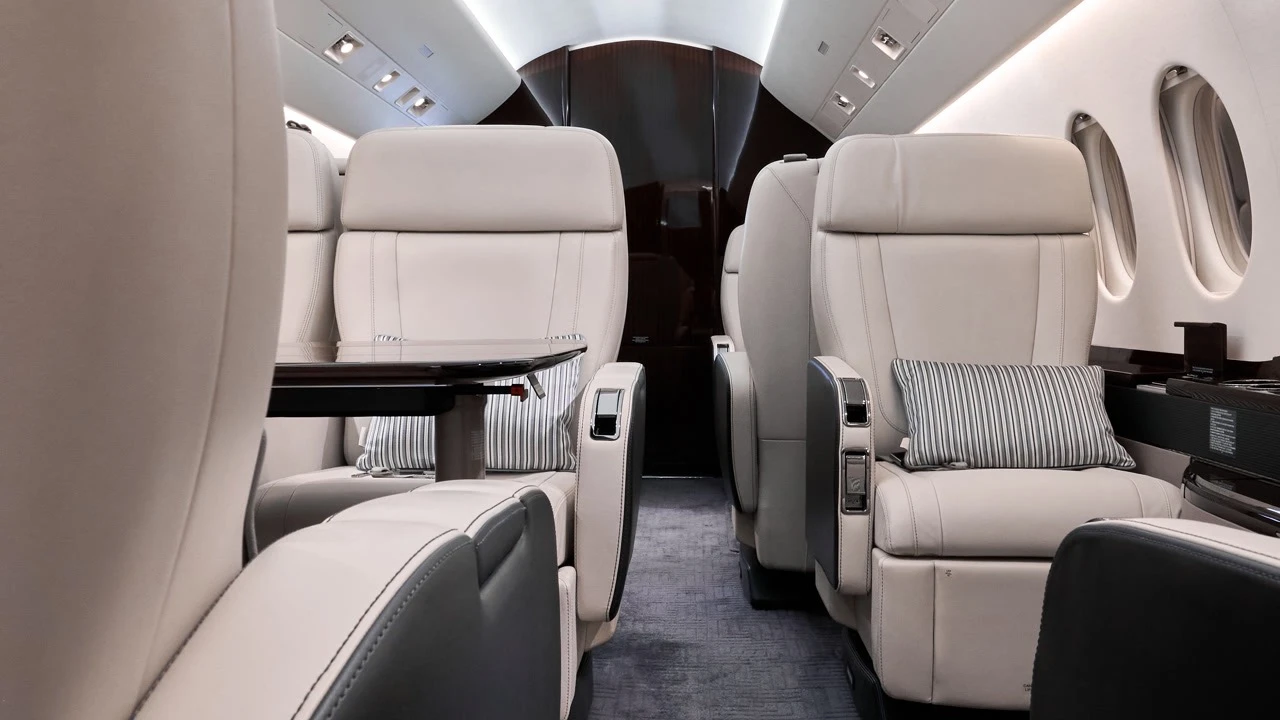 Falcon 2000LXS gallery 5