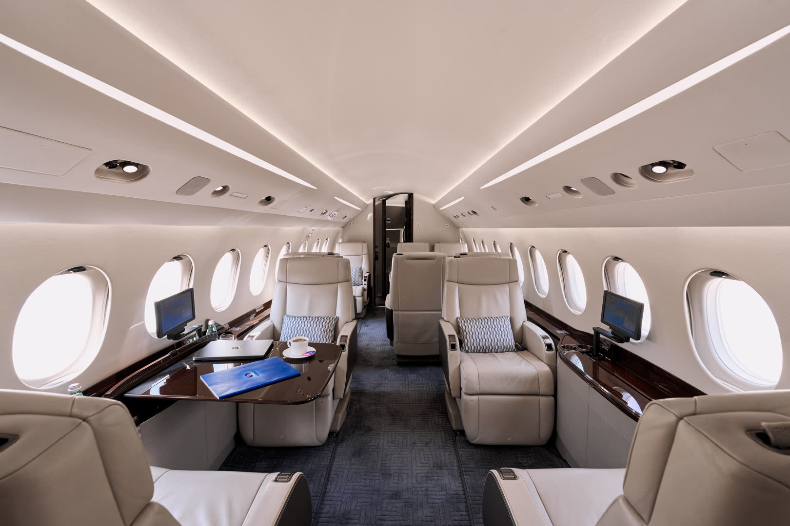 Falcon 2000S