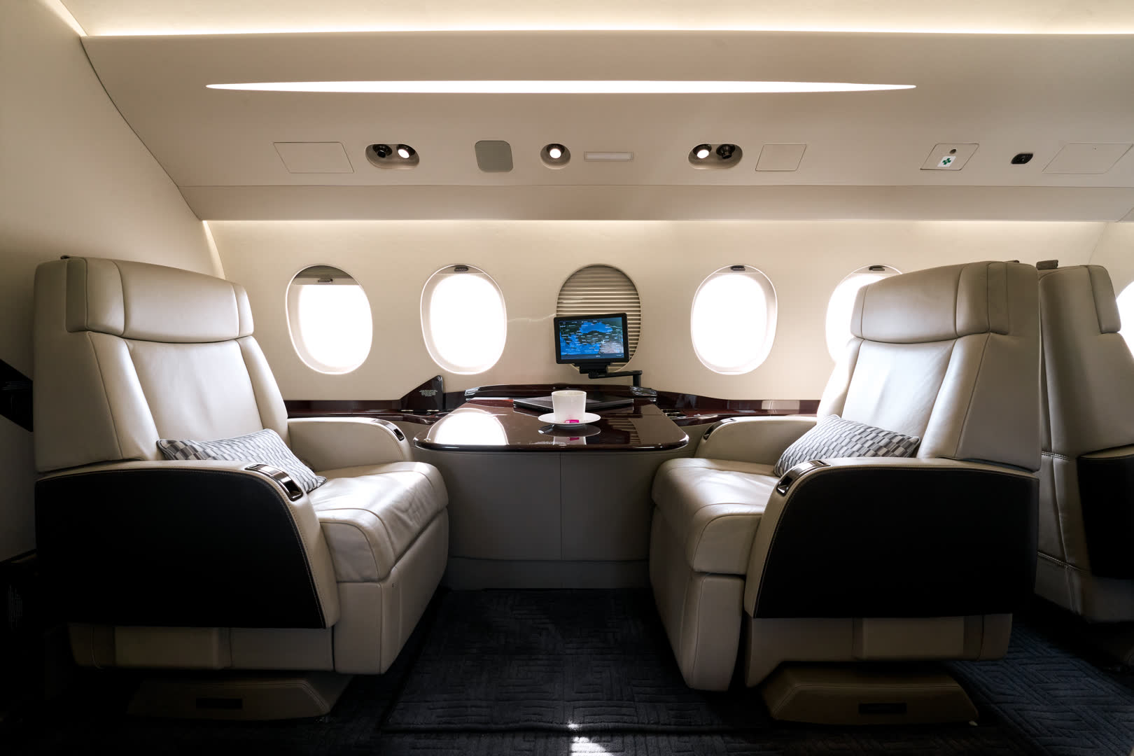 Falcon 2000S